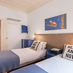 2 Bedroom Apartment With Patio Next To Avenida Da Liberdade