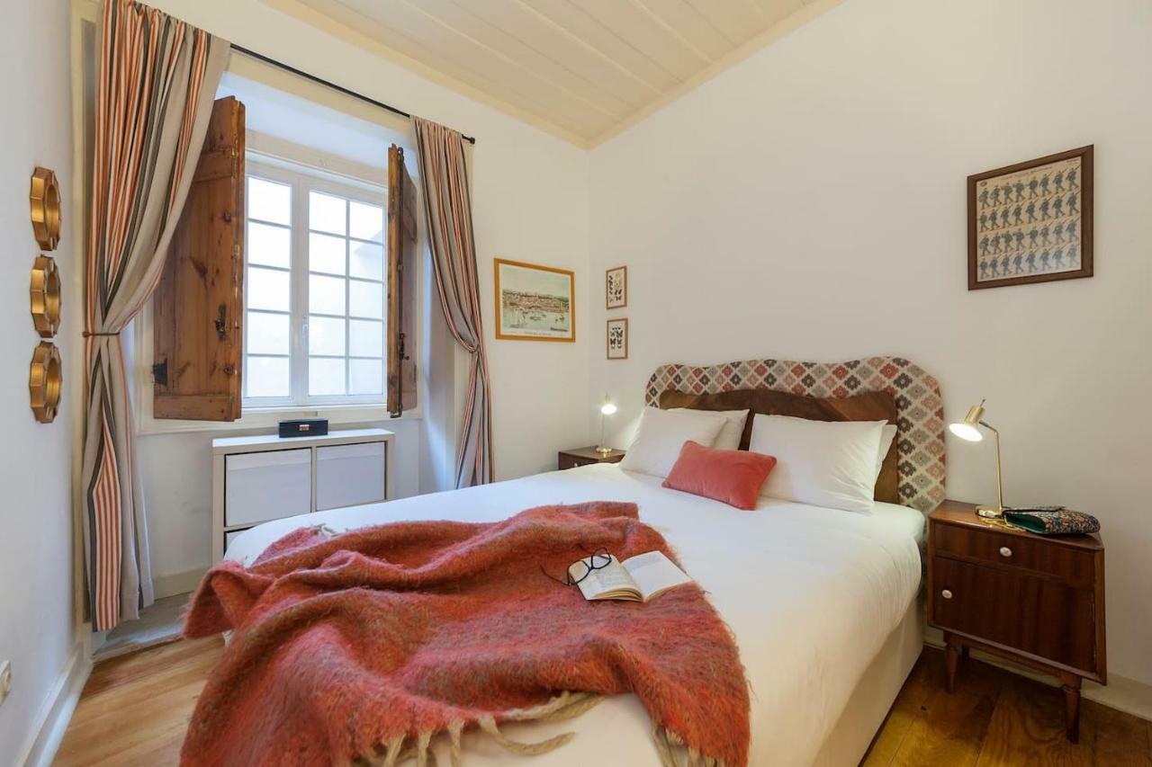 2 Bedroom With Patio Next To Avenida Da Liberdade Lisboa