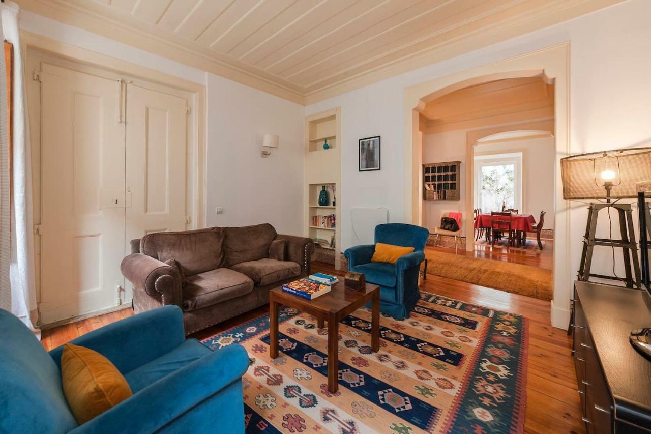 Appartement 2 Bedroom With Patio Next To Avenida Da Liberdade *